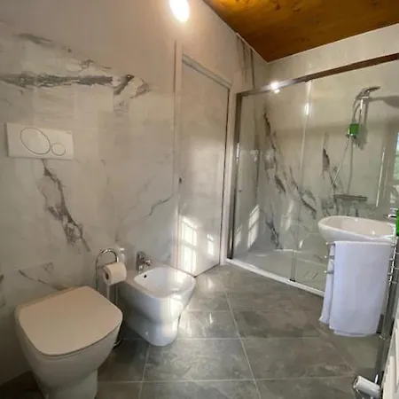 La Volpe Tra Le Vigne 3*