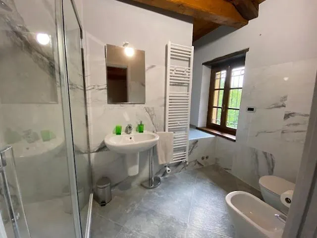 La Volpe Tra Le Vigne Bed & Breakfast 3*